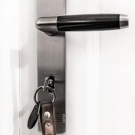 Haus Am Stadttor האטינגן